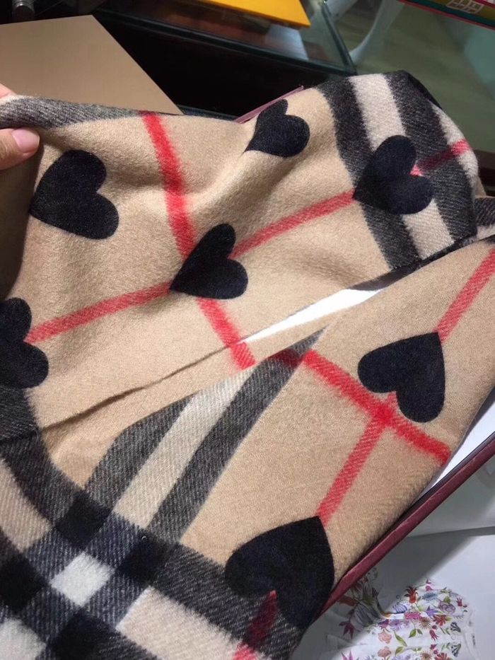 Burberry Scarf BBC00019