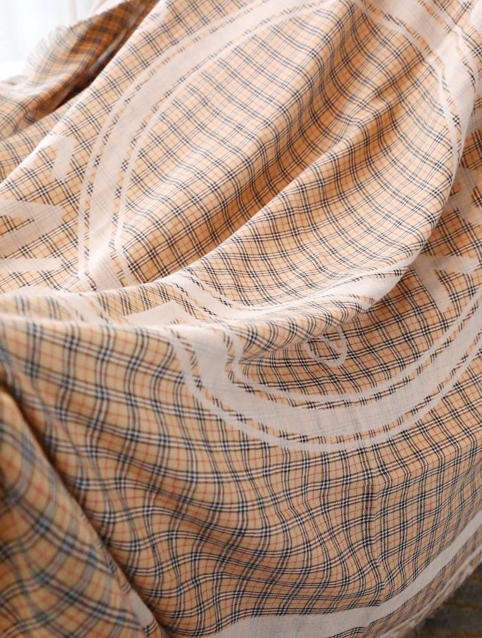 Burberry Scarf BBC00112