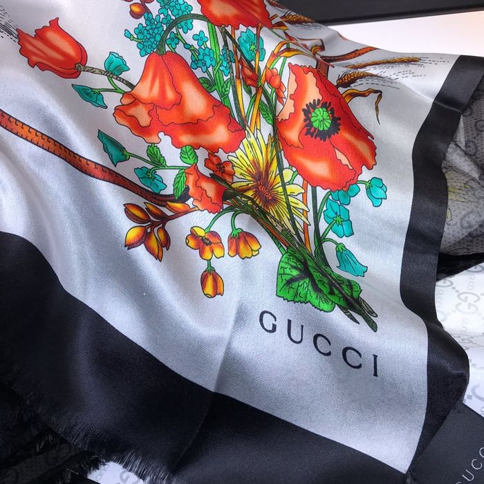 Gucci Scarf GUC00032