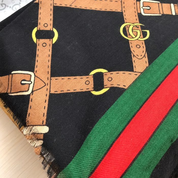 Gucci Scarf GUC00151