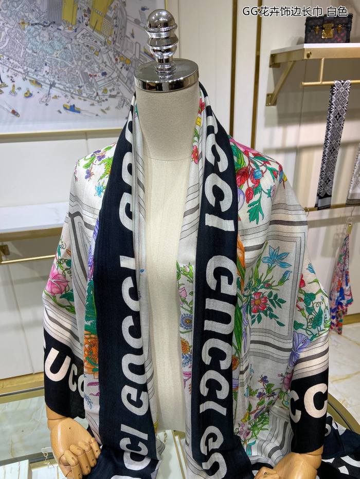 Gucci Scarf GUC00171