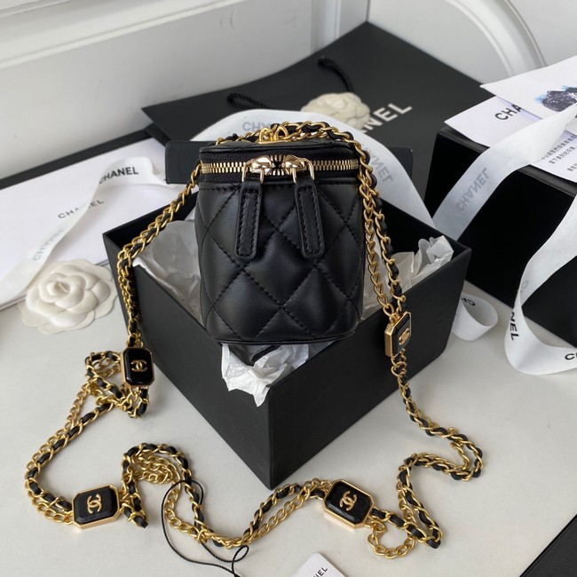 CHANEL SMALL VANITY WITH CHAIN Lambskin & Gold-Tone Metal AP2931 black