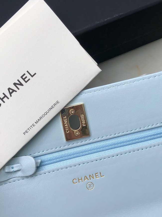 CHANEL WALLET ON CHAIN Lambskin & light Gold-Tone Metal 80892 light blue