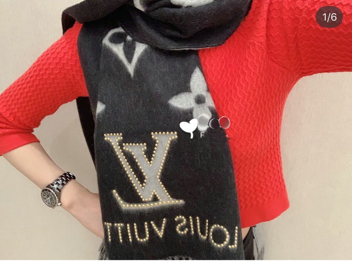 Louis Vuitton Scarf LVC00041