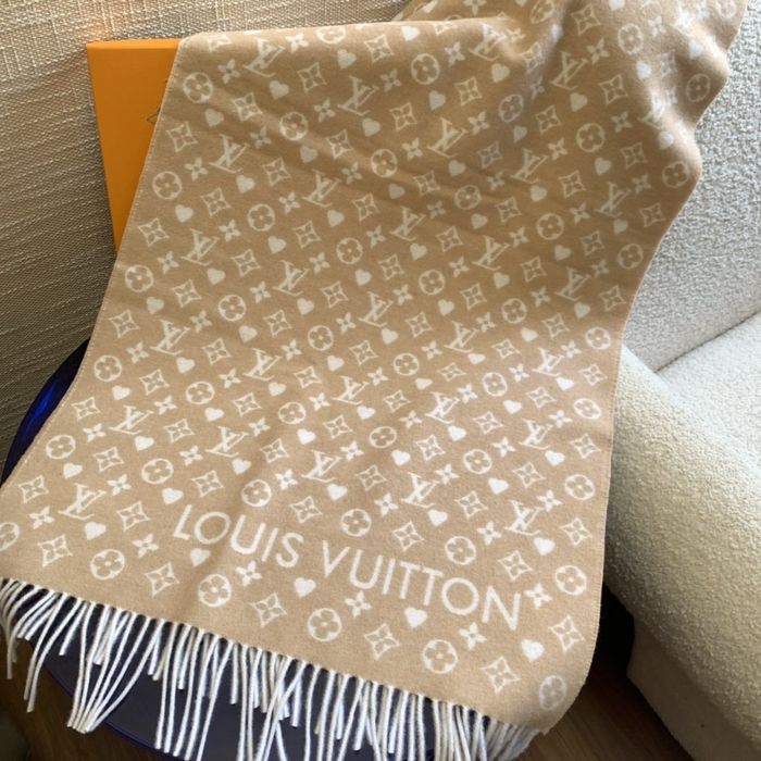 Louis Vuitton Scarf LVC00043