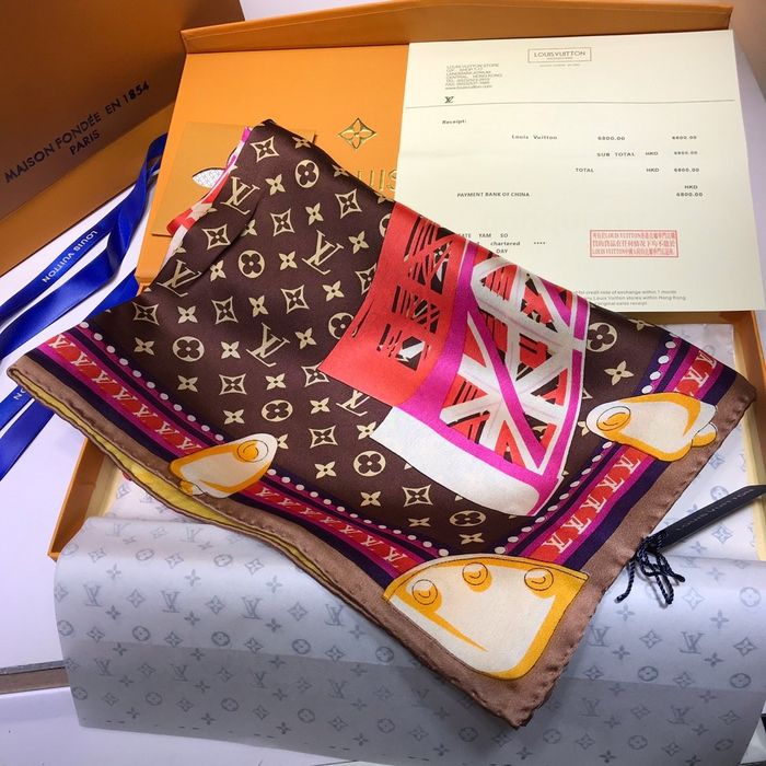 Louis Vuitton Scarf LVC00069