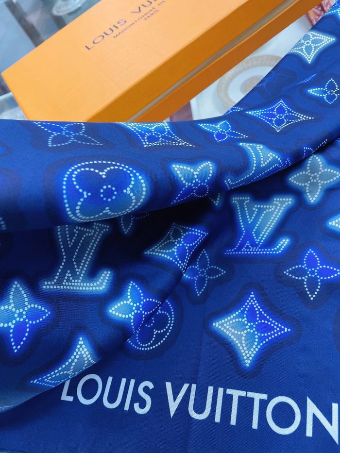 Louis Vuitton Scarf LVC00111