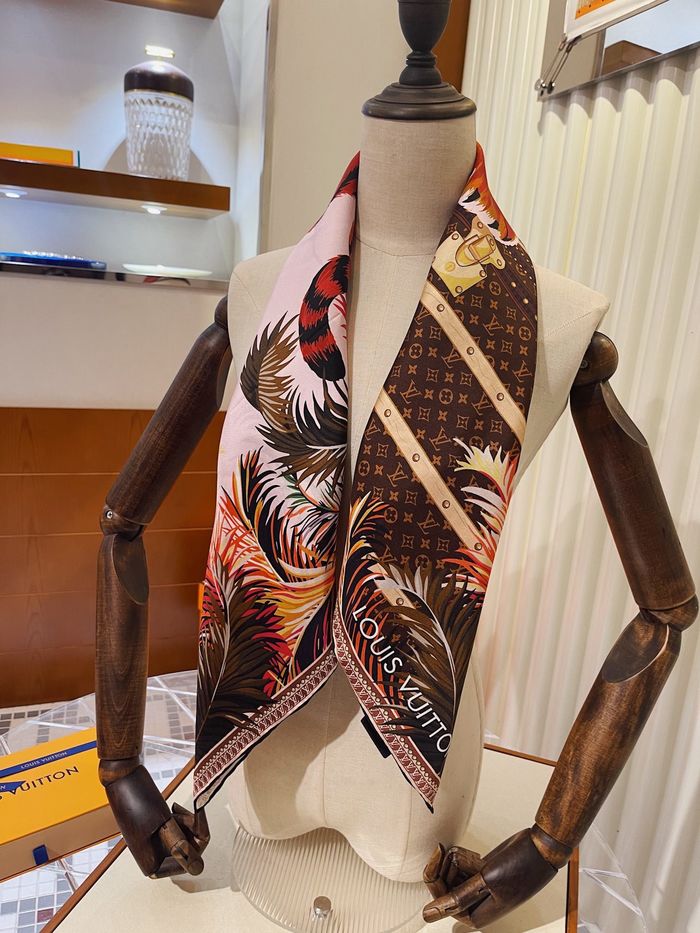 Louis Vuitton Scarf LVC00170