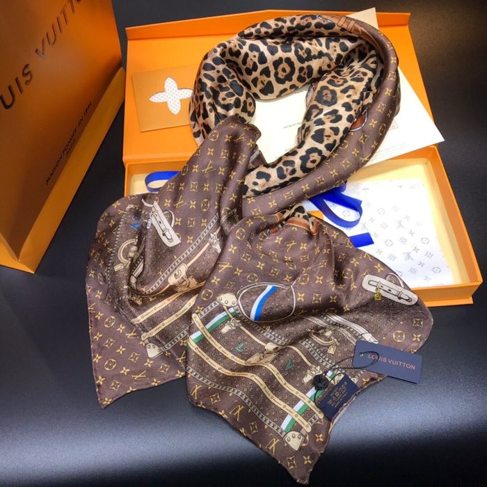 Louis Vuitton Scarf LVC00236