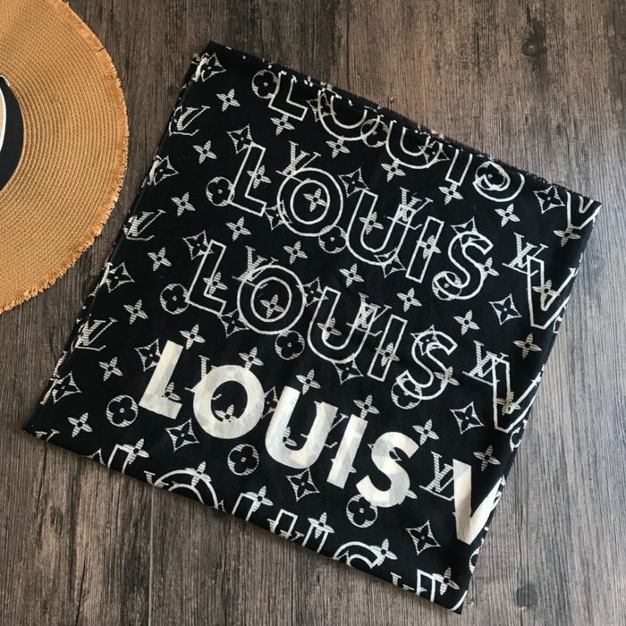 Louis Vuitton Scarf LVC00257