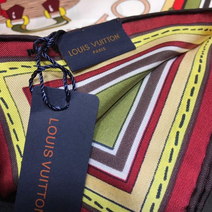 Louis Vuitton Scarf LVC00316