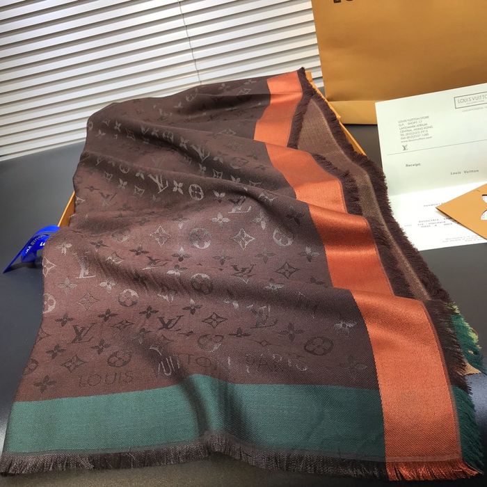 Louis Vuitton Scarf LVC00319