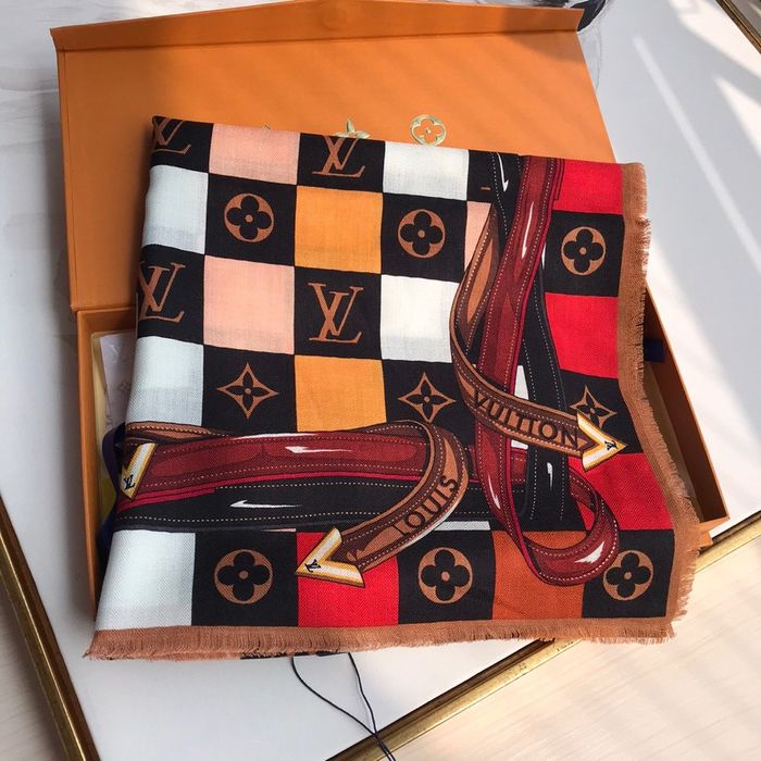 Louis Vuitton Scarf LVC00327