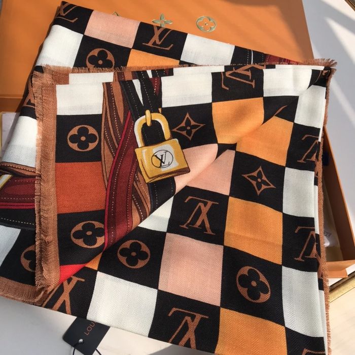 Louis Vuitton Scarf LVC00327