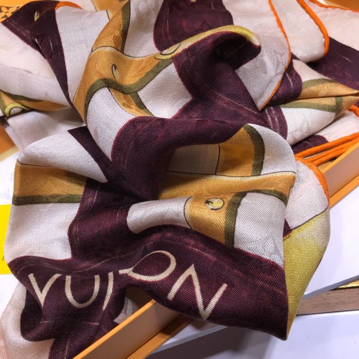 Louis Vuitton Scarf LVC00337