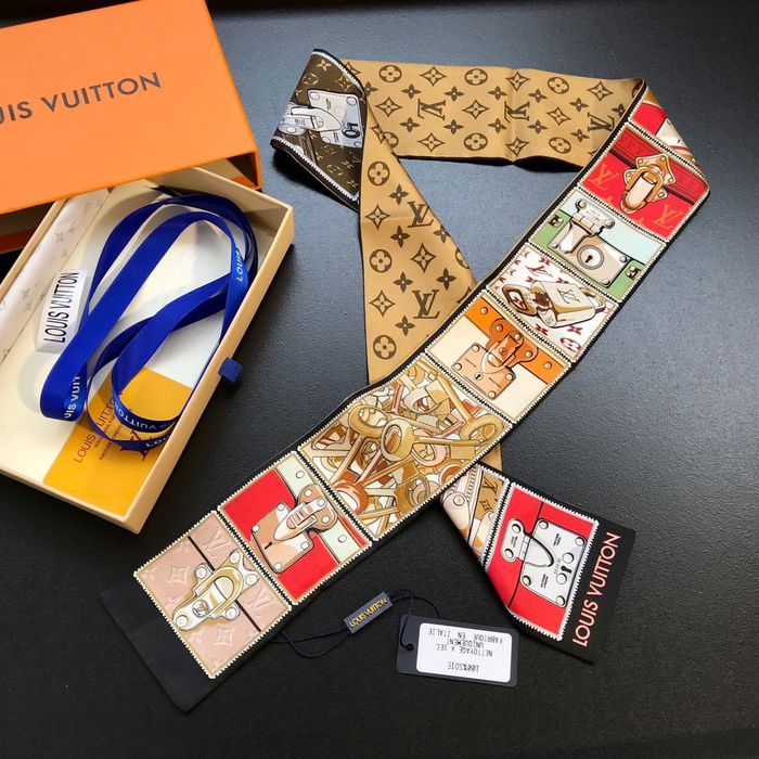 Louis Vuitton Scarf LVC00360