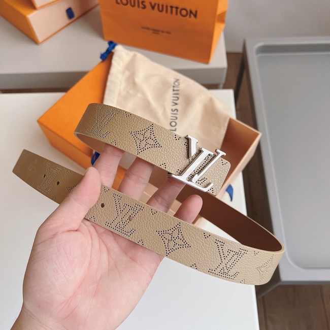 Louis Vuitton 30MM Leather Belt 7109-10