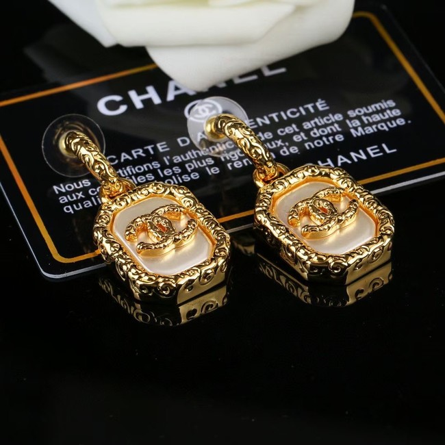 Chanel Earrings CE9586