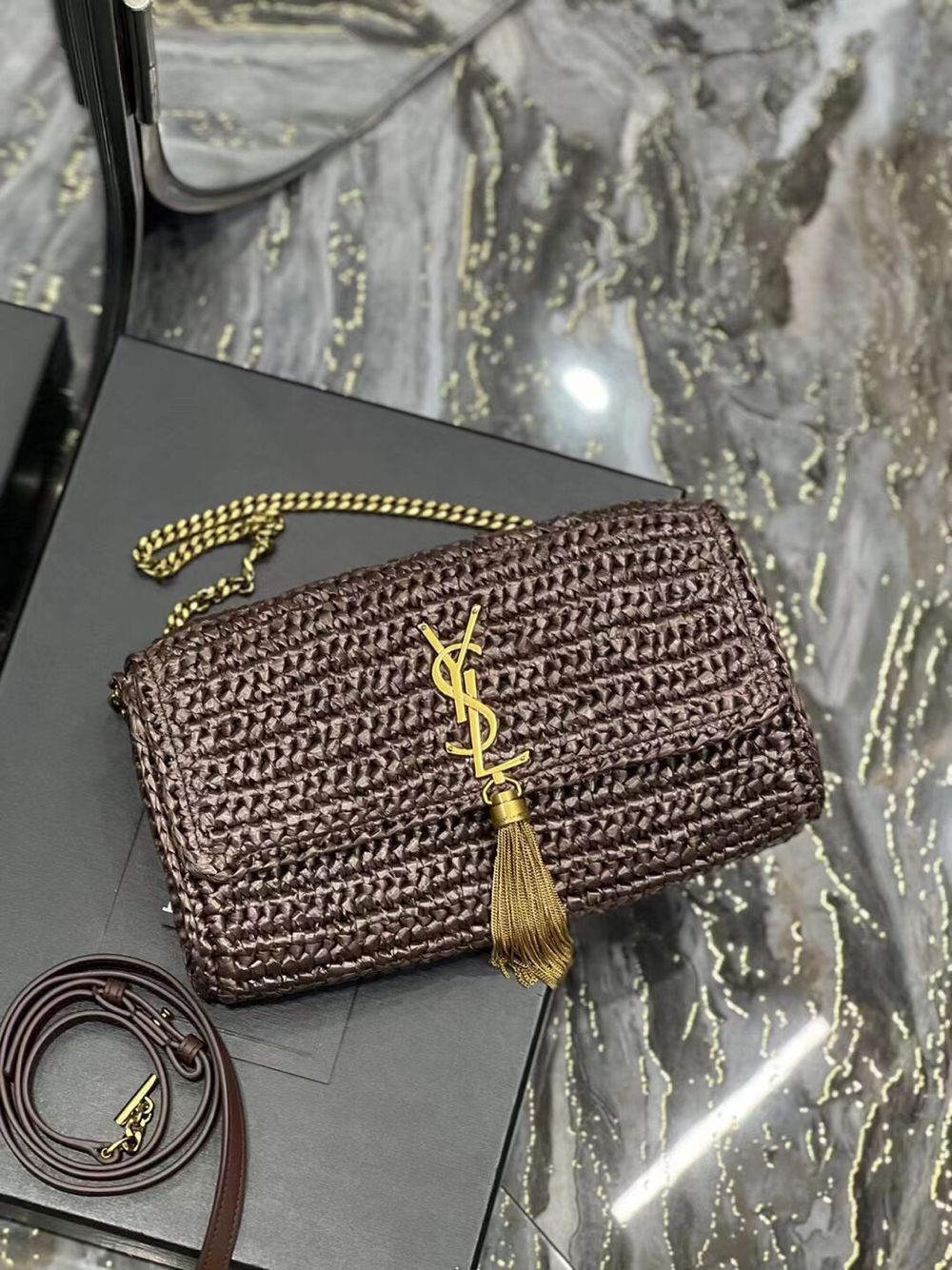 SAINT LAUREN KATE 99 CHAIN BAG WITH TASSEL IN RAFFIA Y664276 Coffee