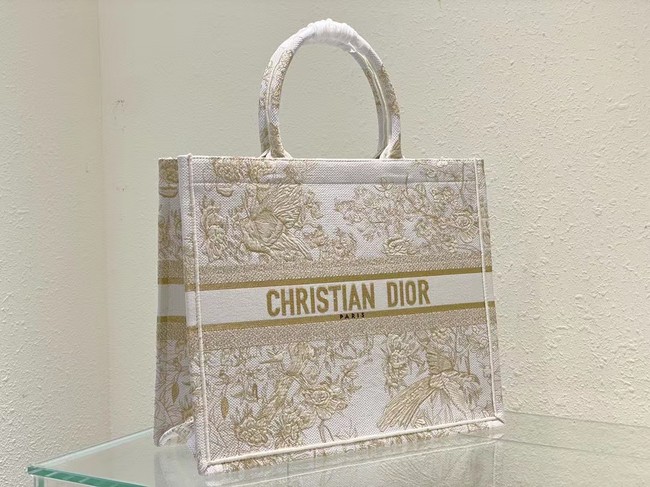 LARGE DIOR BOOK TOTE Dior Jardin d Hiver Embroidery with Gold-Tone Metallic Thread M1286