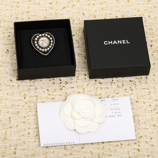 Chanel Brooch CE9875