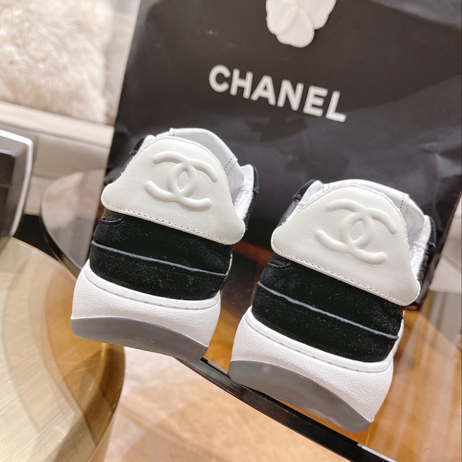 Chanel sneaker 91930-4