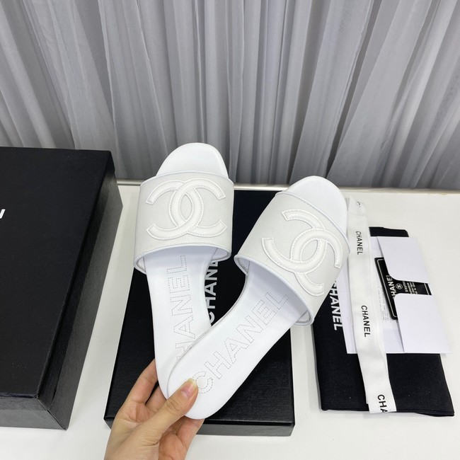 Chanel slippers 92095-4