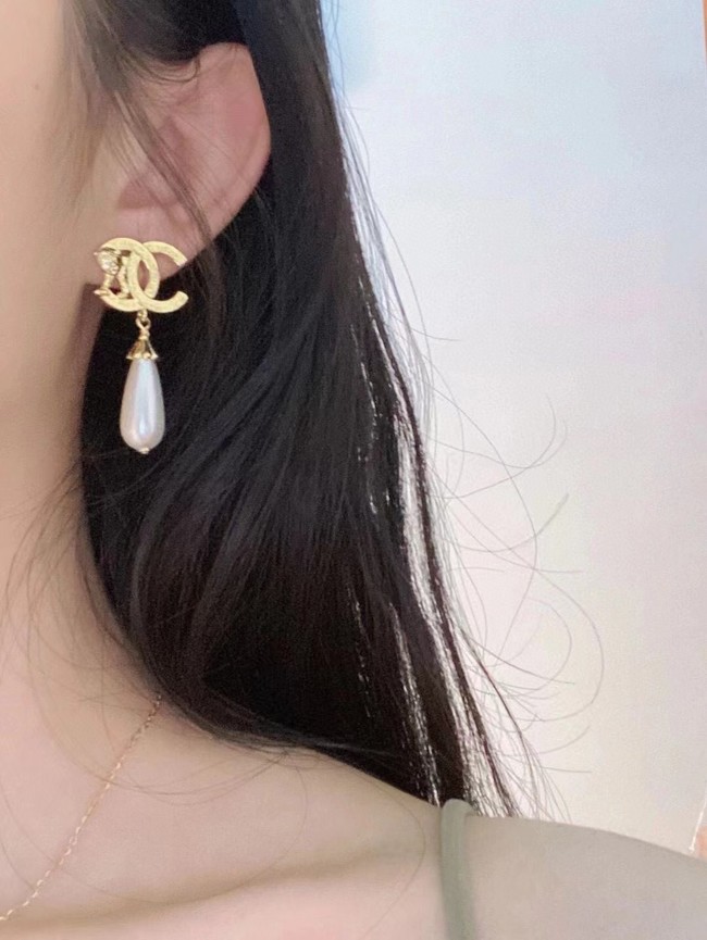 Chanel Earrings CE11175