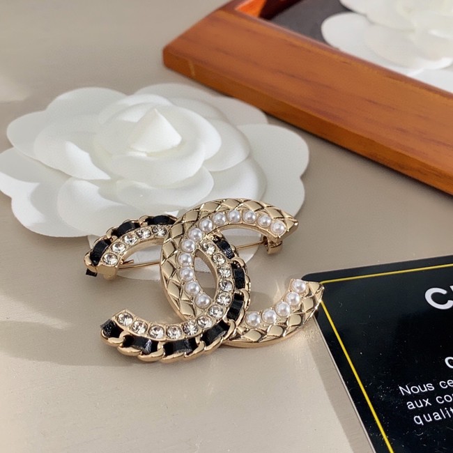 Chanel brooch CE11515