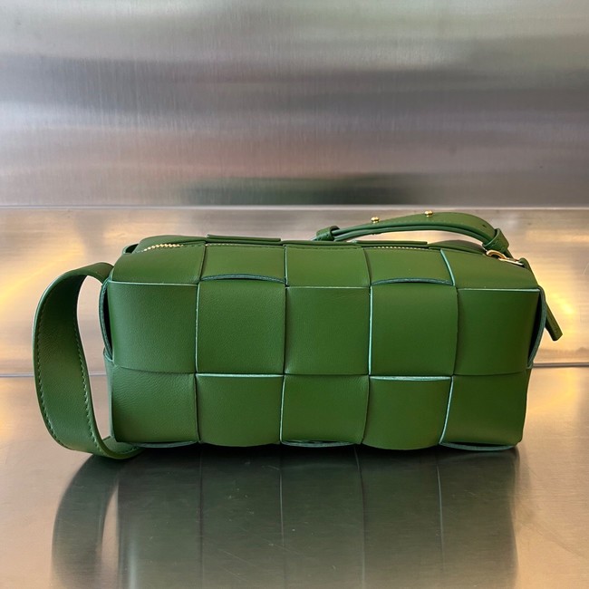 Bottega Veneta Brick Cassette 709360 green