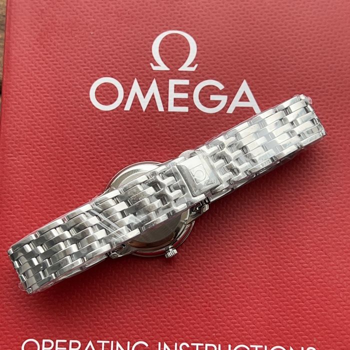 Omega Watch OMW00204