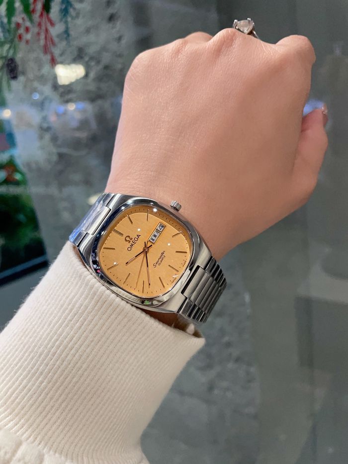 Omega Watch OMW00288