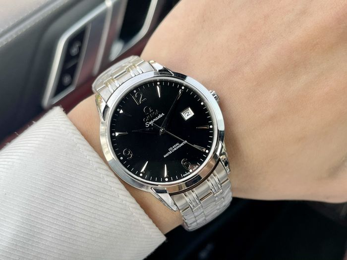 Omega Watch OMW00334-2