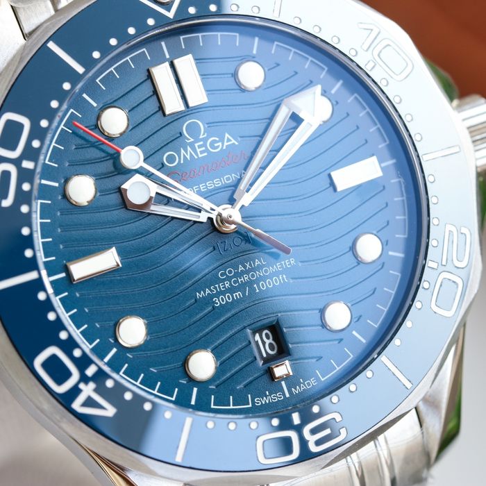 Omega Watch OMW00589