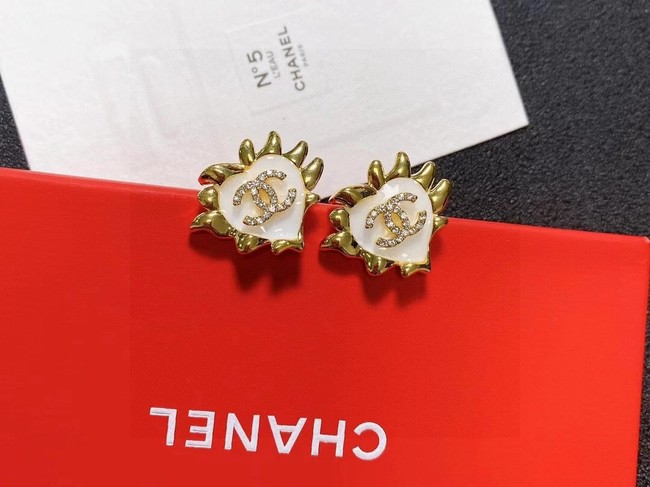 Chanel Earrings CE11614