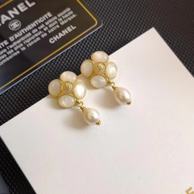 Chanel Earrings CE11681