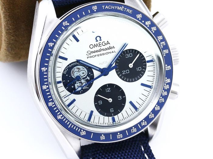 Omega Watch OMW00696