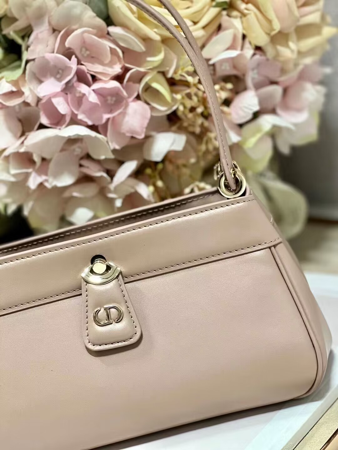 SMALL DIOR KEY BAG Box Calfskin M1844O pink