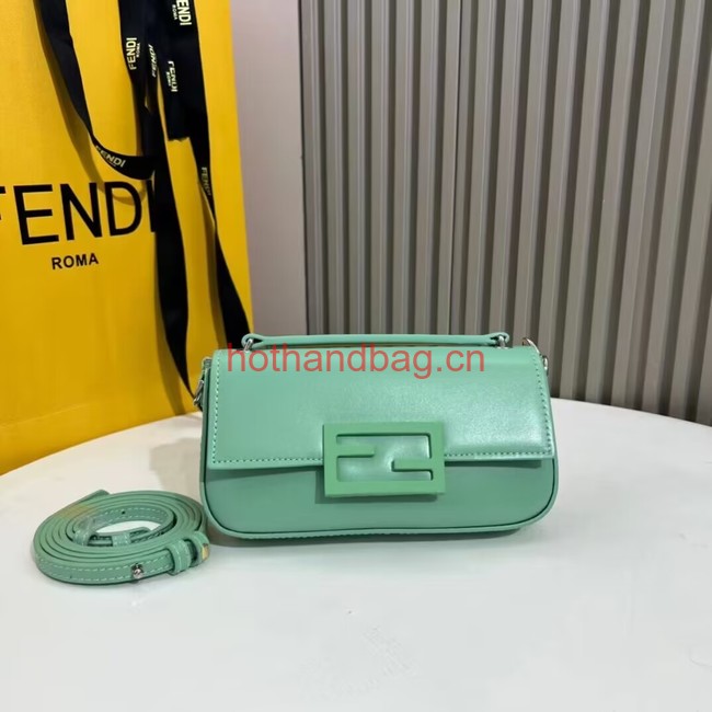 Fendi Baguette leather bag F1531 green