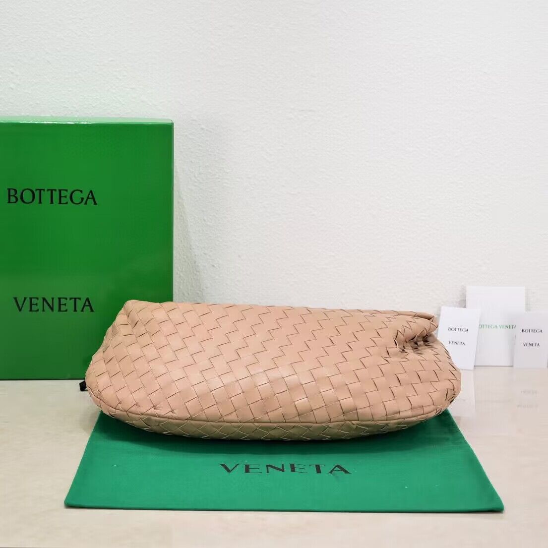 Bottega Veneta Jodie Hobo Bag 600261 Porridge