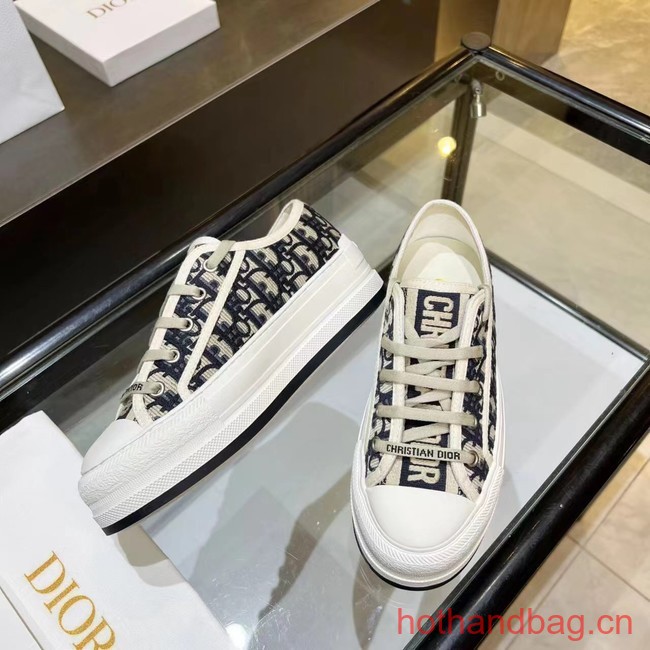 WALK N DIOR SNEAKER Dior Oblique Embroidered Cotton 93626-6