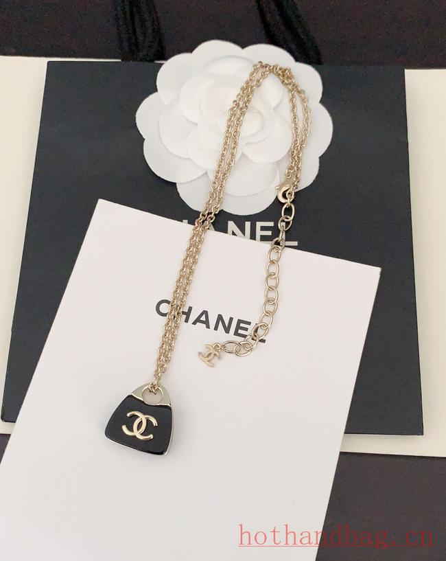 Chanel Necklace CE12134