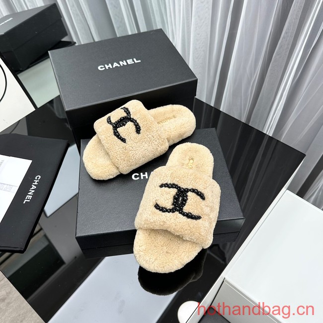 Chanel Slippers 93681-11