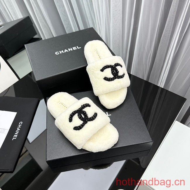 Chanel Slippers 93681-12