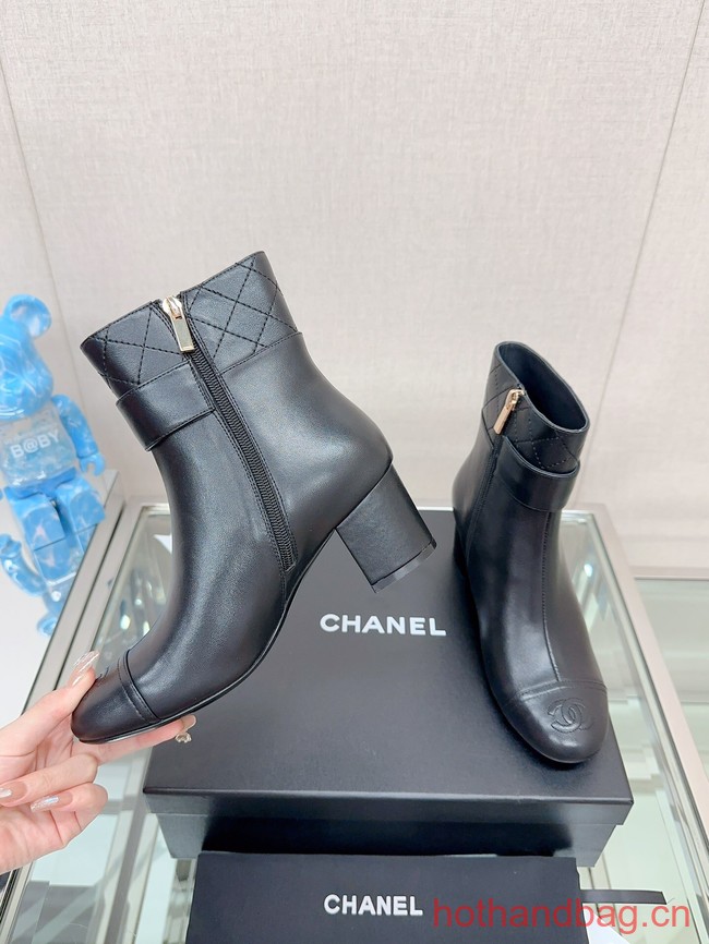 Chanel LEATHER ANKLE BOOT 93706-4