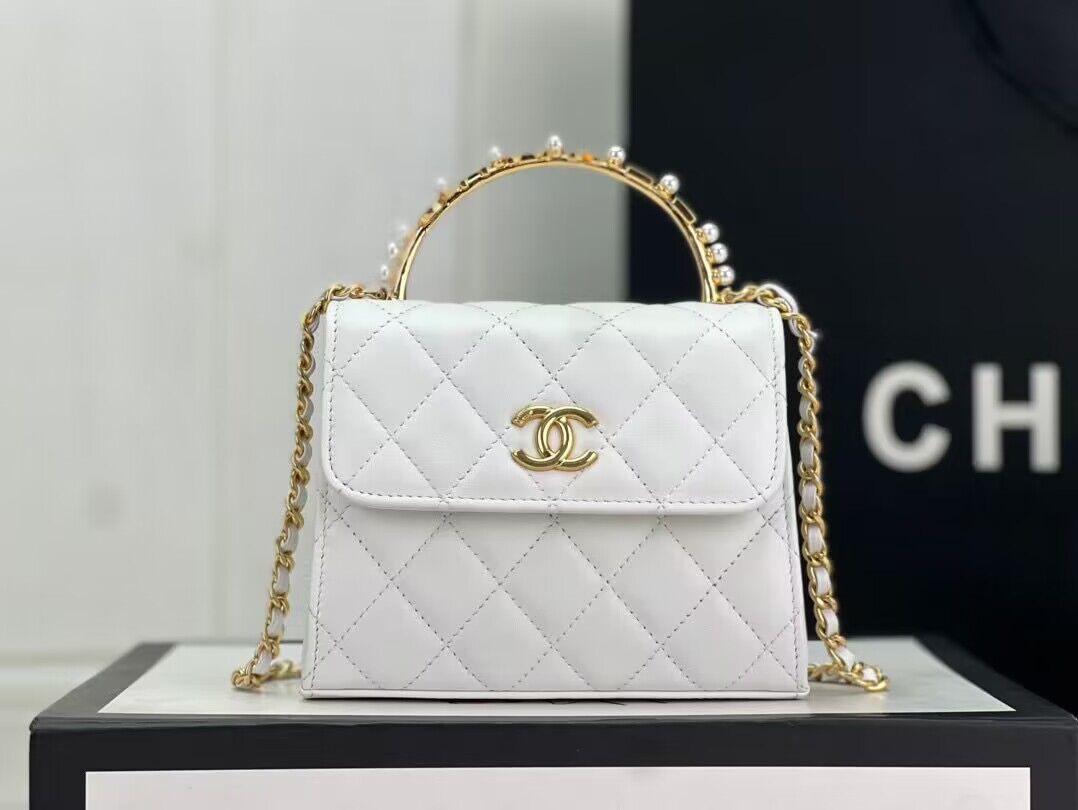 CHANEL 22B Kelly Pearl Top Handle Bag AP3513 White