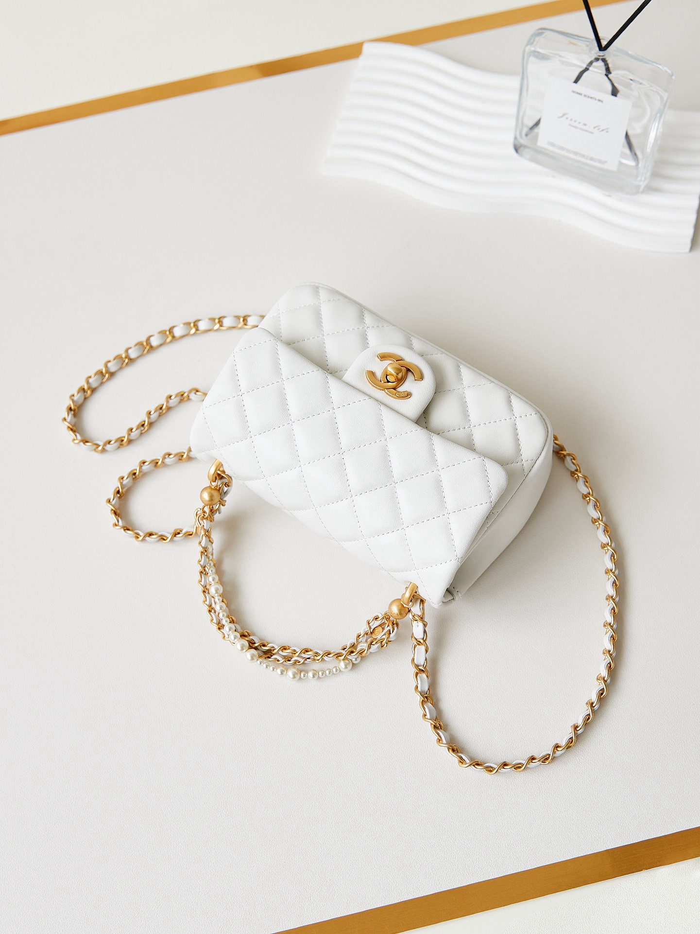 Chanel MINI FLAP BAG AS4385 white