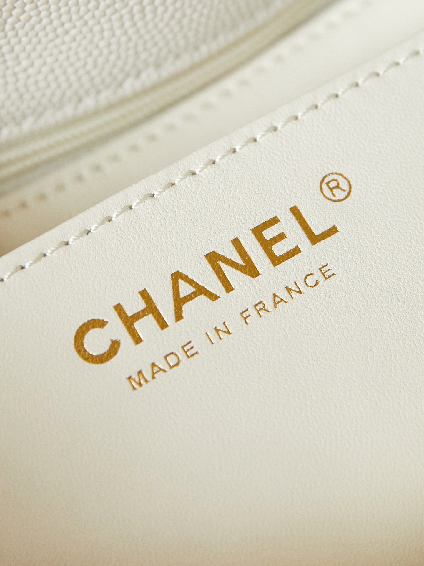 Chanel FLAP BAG WITH TOP HANDLE AS4711 WHITE