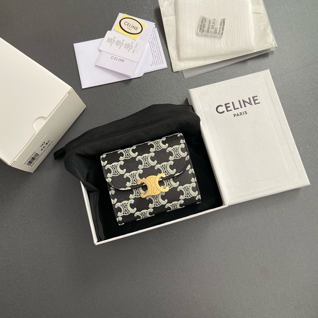 Celine SMALL WALLET TRIOMPHE IN TRIOMPHE CANVAS 10D782 BLACK