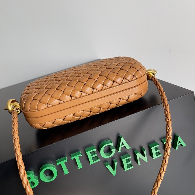 Bottega Veneta Knot With Chain A776662 brown